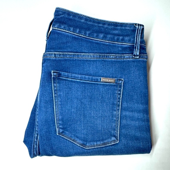 White House Black Market The Straight Crop Jeans Size- 4 - Picture 10 of 10